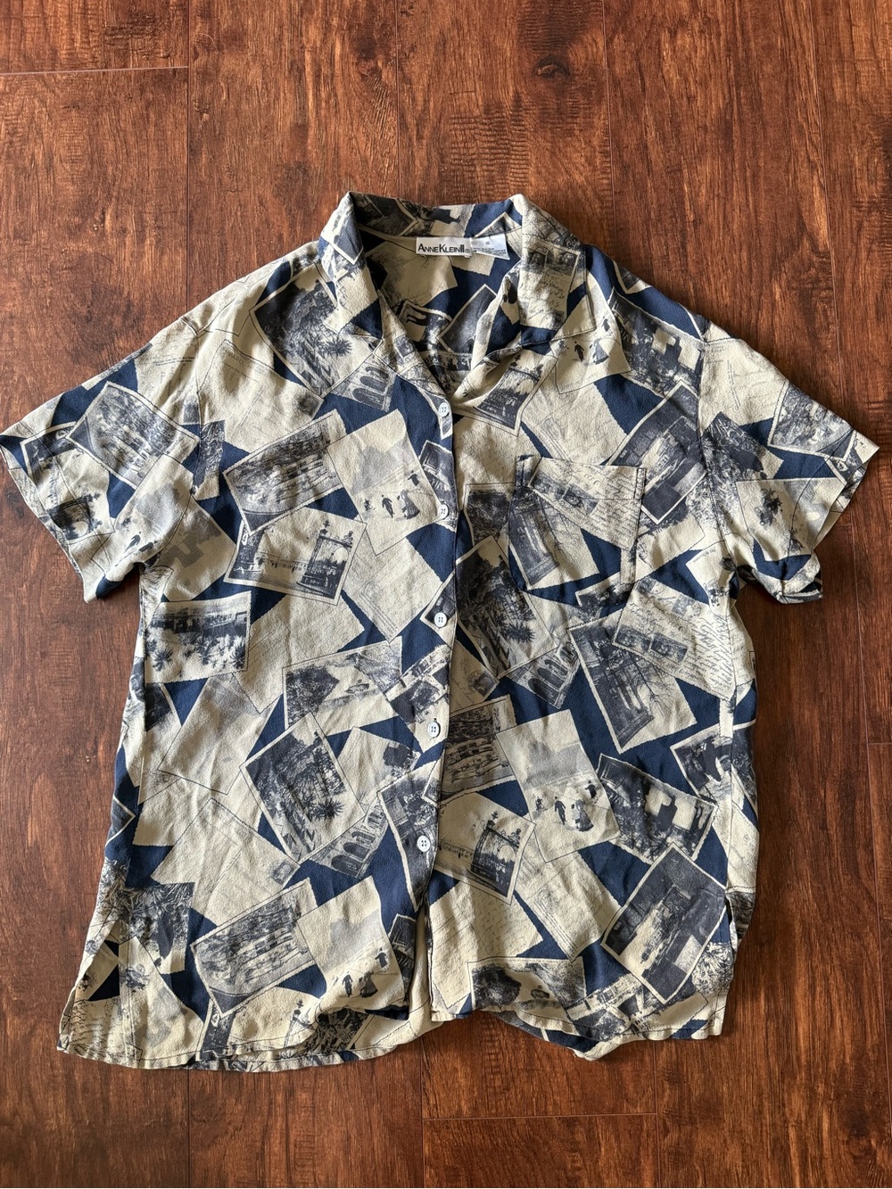 Anne Klein Beige and Navy Short-Sleeve Button-Down Camp Shirt